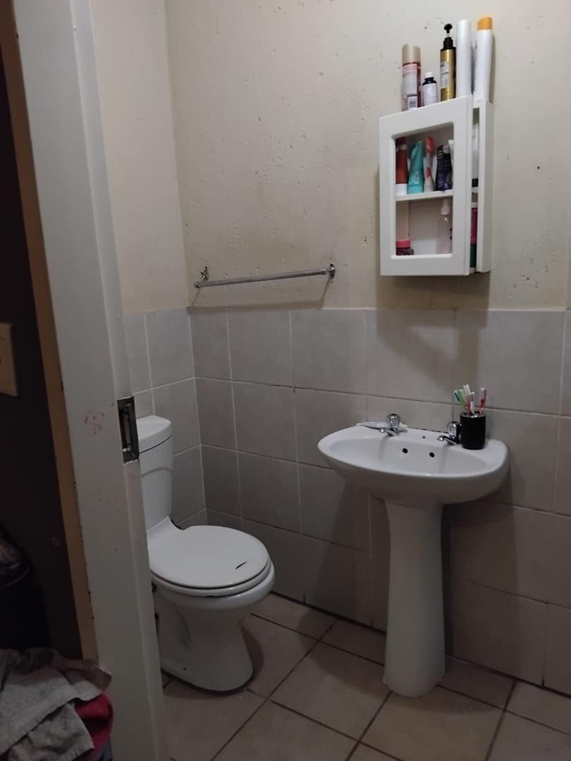 2 Bedroom Property for Sale in Comet Gauteng
