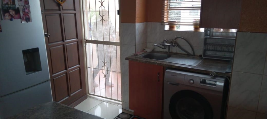 2 Bedroom Property for Sale in Impala Park Gauteng