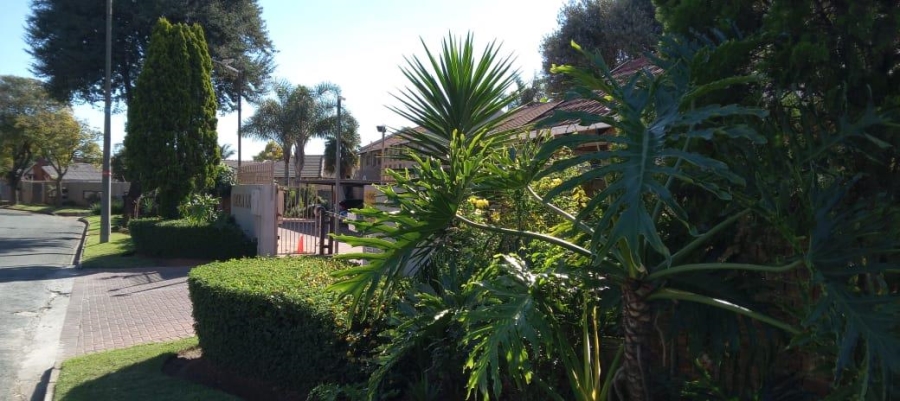 2 Bedroom Property for Sale in Impala Park Gauteng