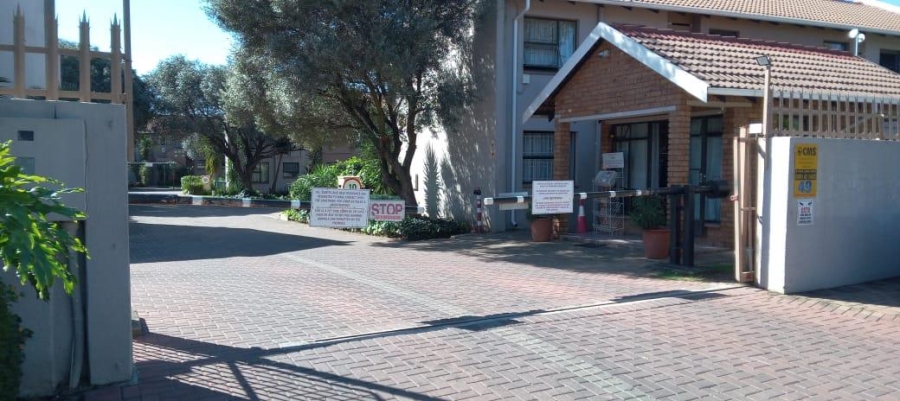 2 Bedroom Property for Sale in Impala Park Gauteng