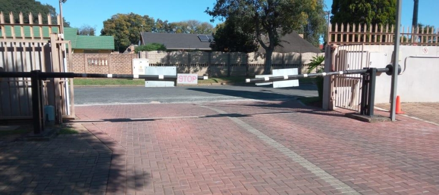 2 Bedroom Property for Sale in Impala Park Gauteng