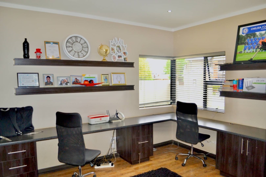 To Let 3 Bedroom Property for Rent in Hazeldean Gauteng
