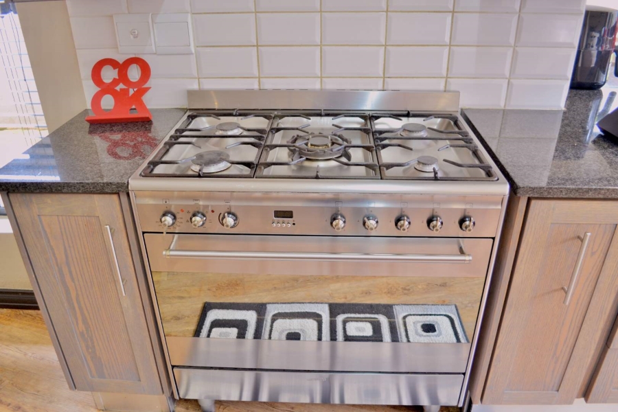 To Let 3 Bedroom Property for Rent in Hazeldean Gauteng