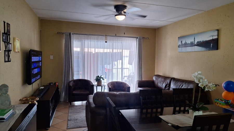 To Let 2 Bedroom Property for Rent in Northgate Gauteng