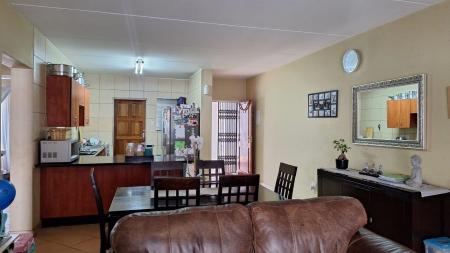 To Let 2 Bedroom Property for Rent in Northgate Gauteng