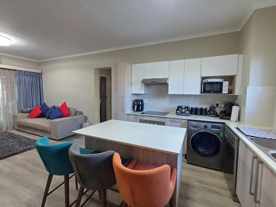 To Let 2 Bedroom Property for Rent in North Riding Gauteng