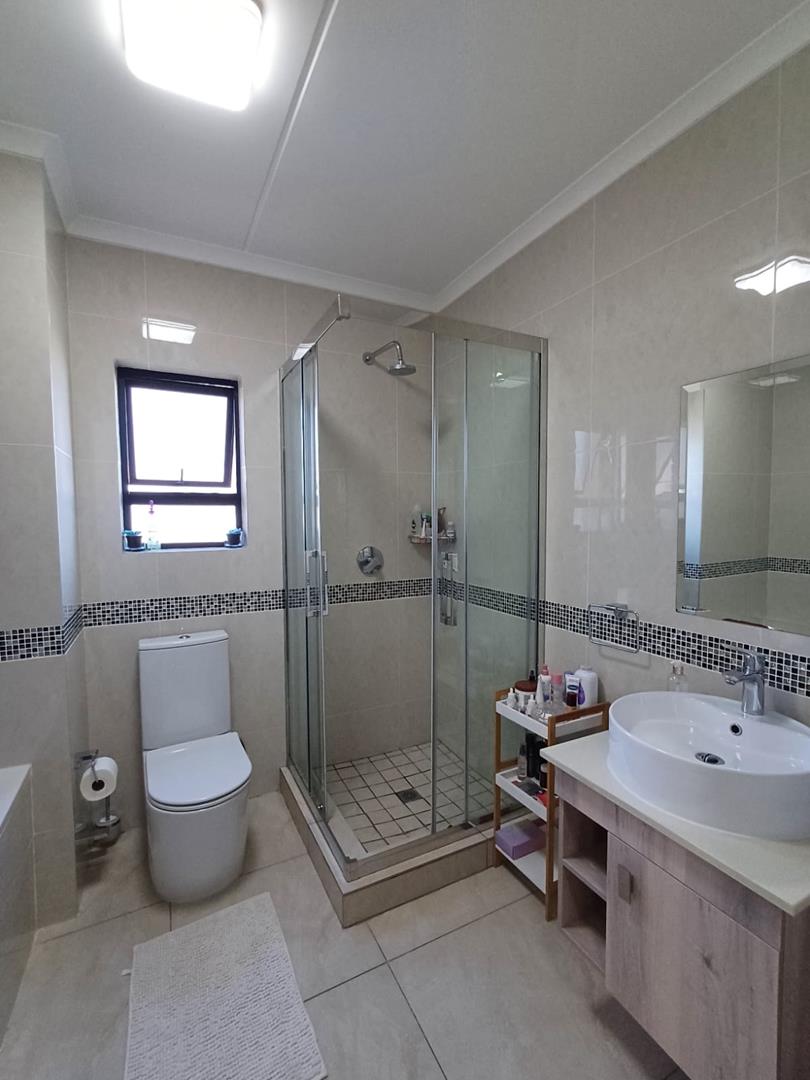 To Let 2 Bedroom Property for Rent in North Riding Gauteng