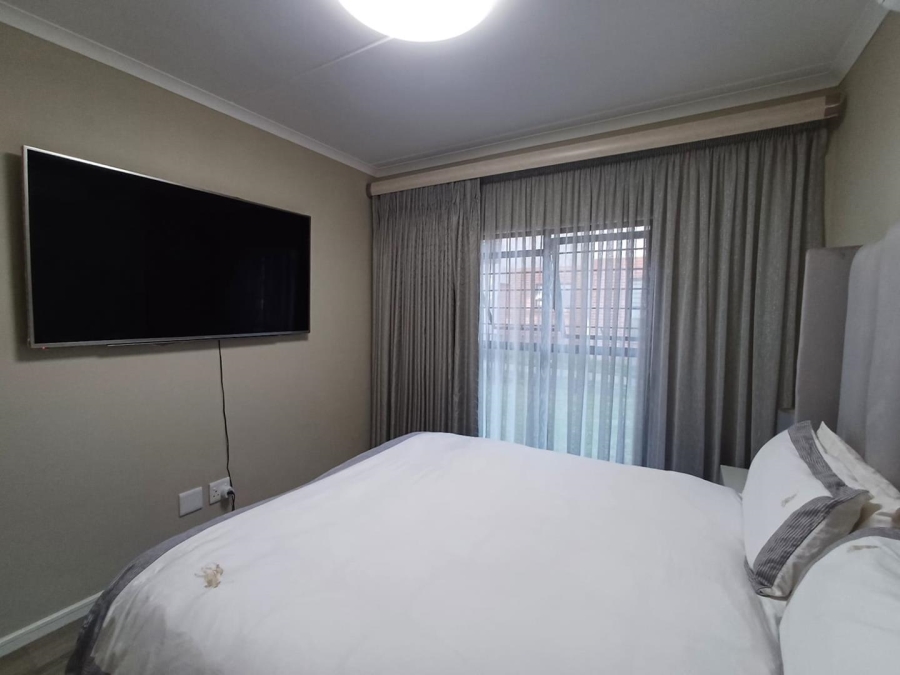To Let 2 Bedroom Property for Rent in North Riding Gauteng