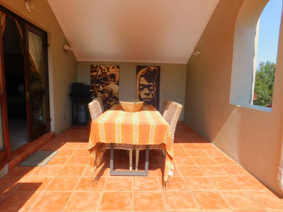To Let 2 Bedroom Property for Rent in Lonehill Gauteng