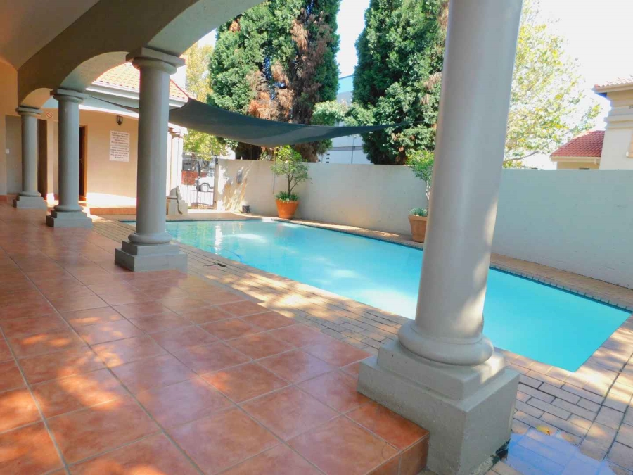 To Let 2 Bedroom Property for Rent in Lonehill Gauteng