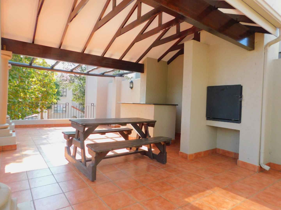 To Let 2 Bedroom Property for Rent in Lonehill Gauteng