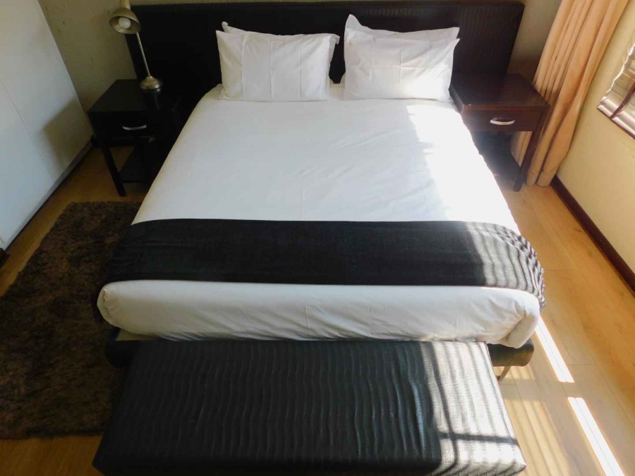 To Let 2 Bedroom Property for Rent in Lonehill Gauteng