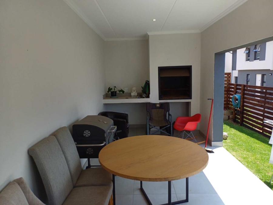 4 Bedroom Property for Sale in Ruimsig Gauteng