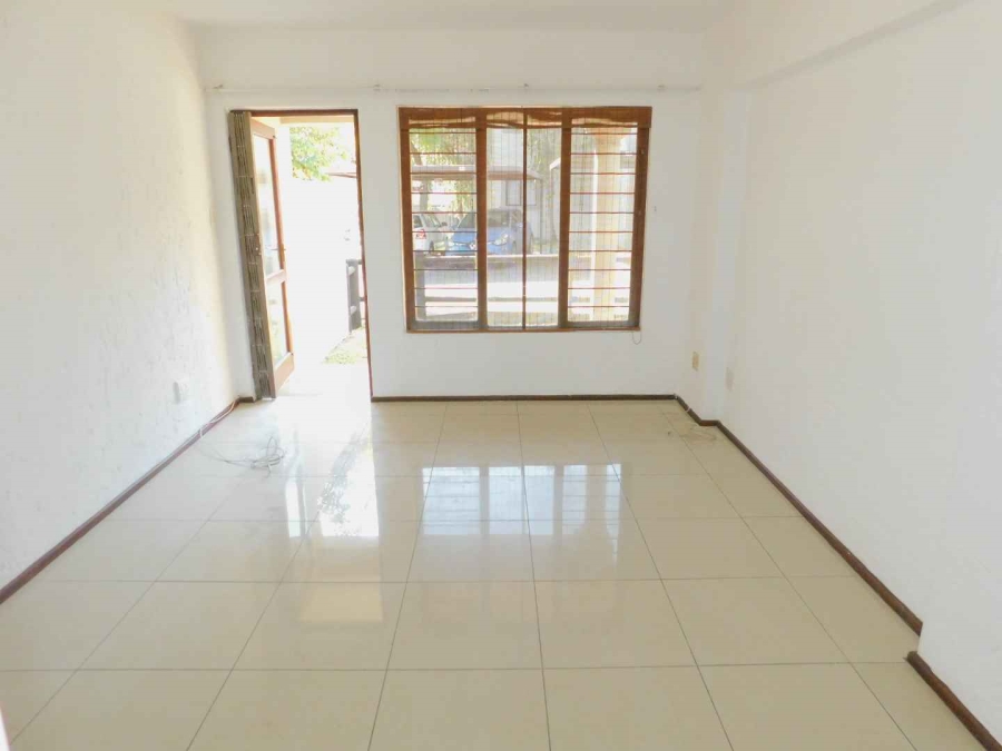 To Let 1 Bedroom Property for Rent in Bryanston Gauteng