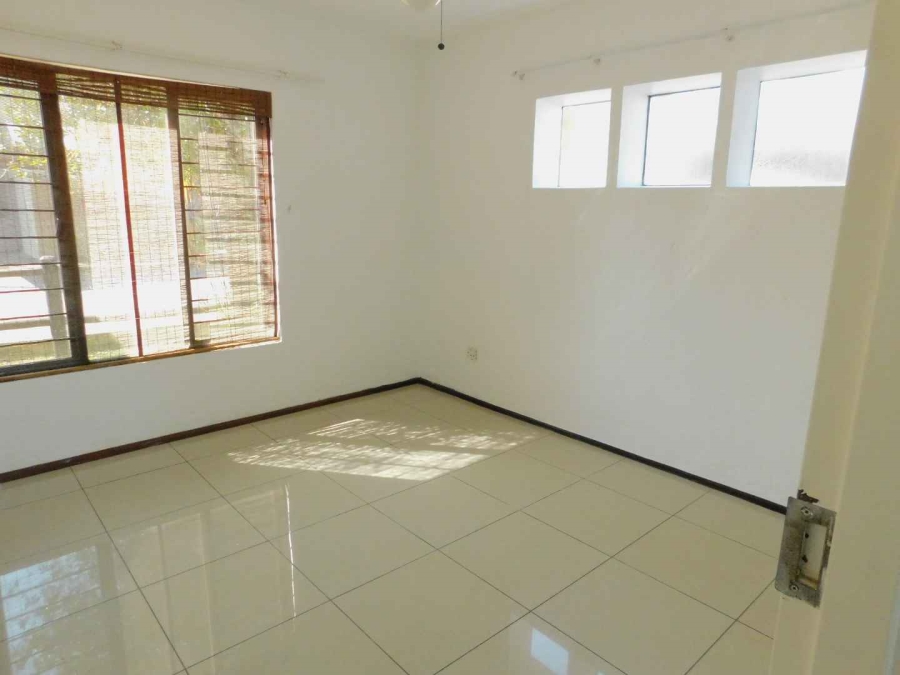To Let 1 Bedroom Property for Rent in Bryanston Gauteng