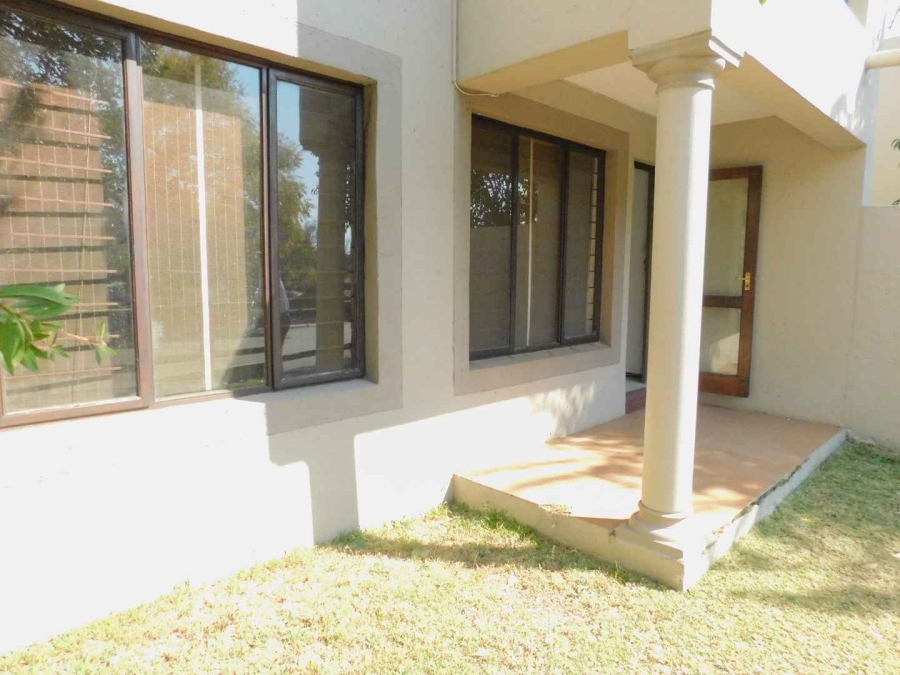 To Let 1 Bedroom Property for Rent in Bryanston Gauteng