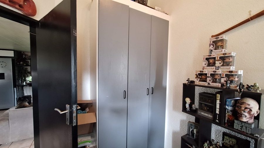 To Let 3 Bedroom Property for Rent in Radiokop Gauteng
