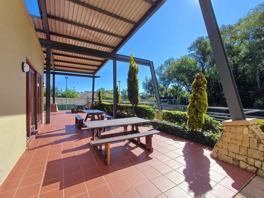 To Let 1 Bedroom Property for Rent in Douglasdale Gauteng