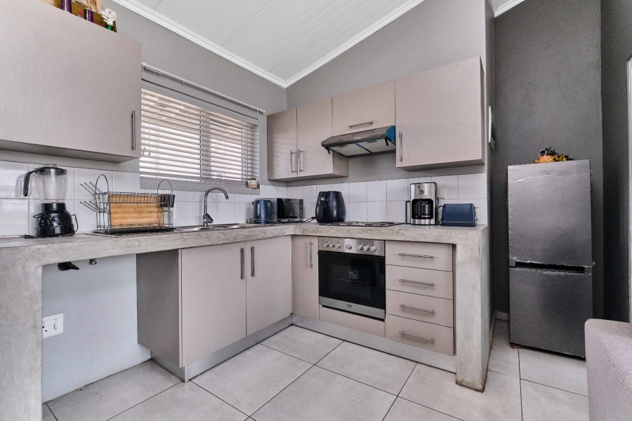 To Let 1 Bedroom Property for Rent in Northgate Gauteng