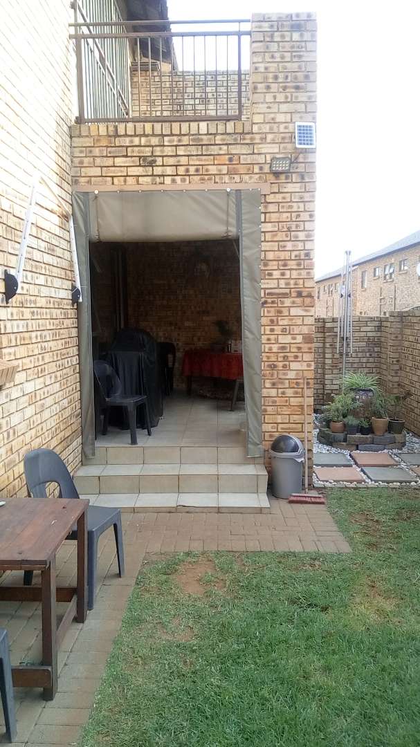 2 Bedroom Property for Sale in Brentwood Gauteng