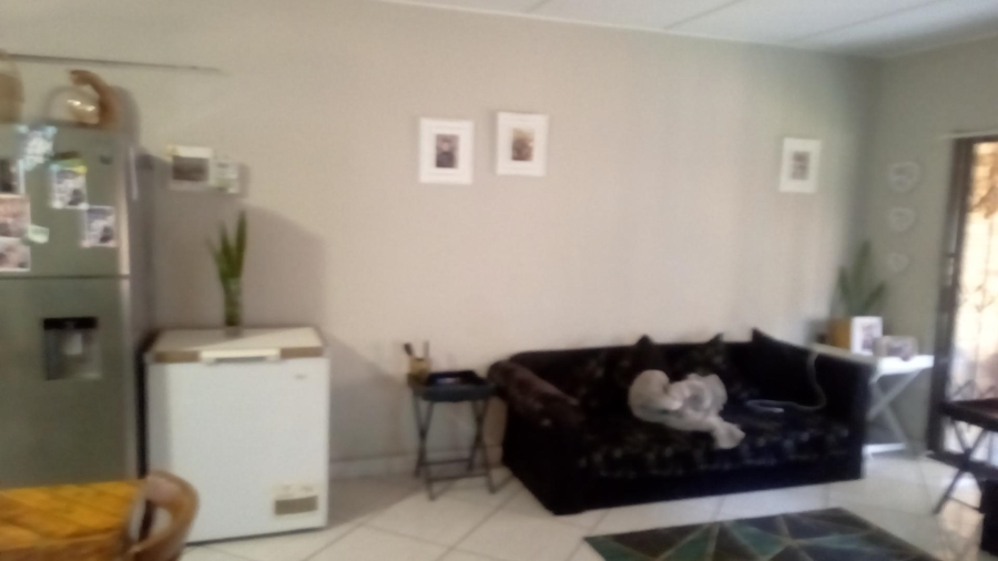 2 Bedroom Property for Sale in Brentwood Gauteng
