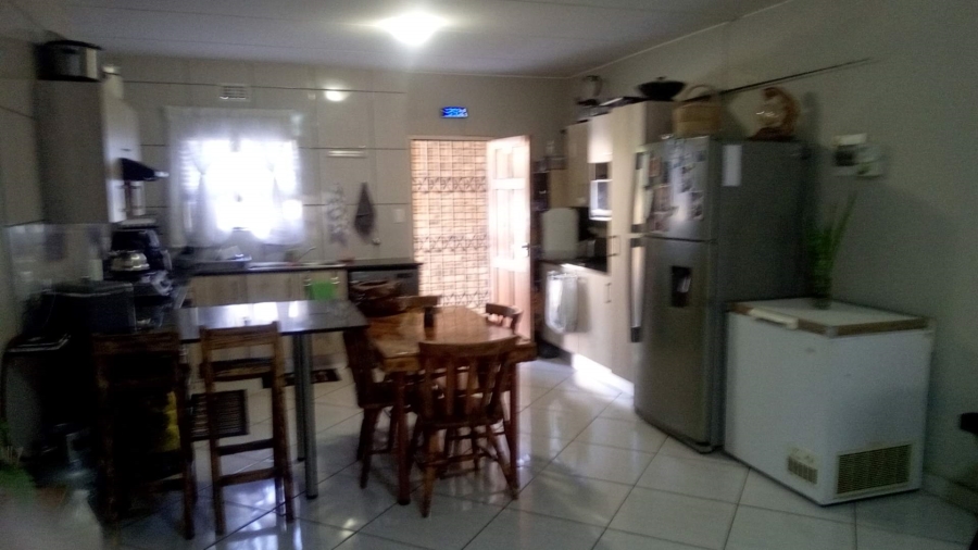 2 Bedroom Property for Sale in Brentwood Gauteng