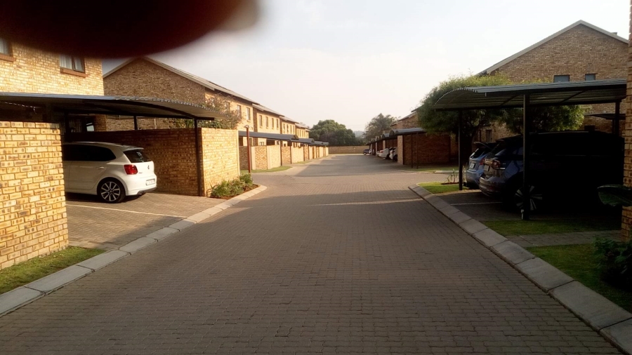 2 Bedroom Property for Sale in Brentwood Gauteng
