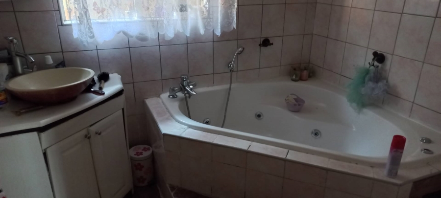 4 Bedroom Property for Sale in Rynfield Gauteng
