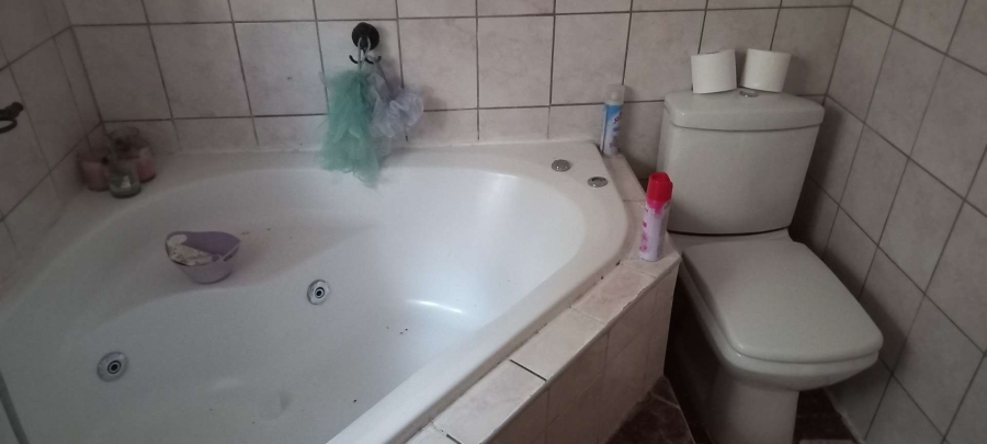 4 Bedroom Property for Sale in Rynfield Gauteng
