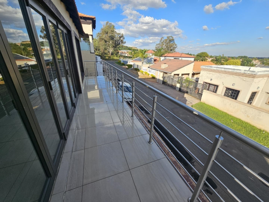 7 Bedroom Property for Sale in Eersterust Gauteng