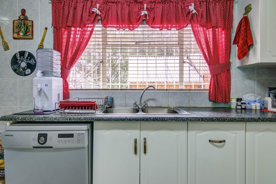 2 Bedroom Property for Sale in Primrose Hill Gauteng