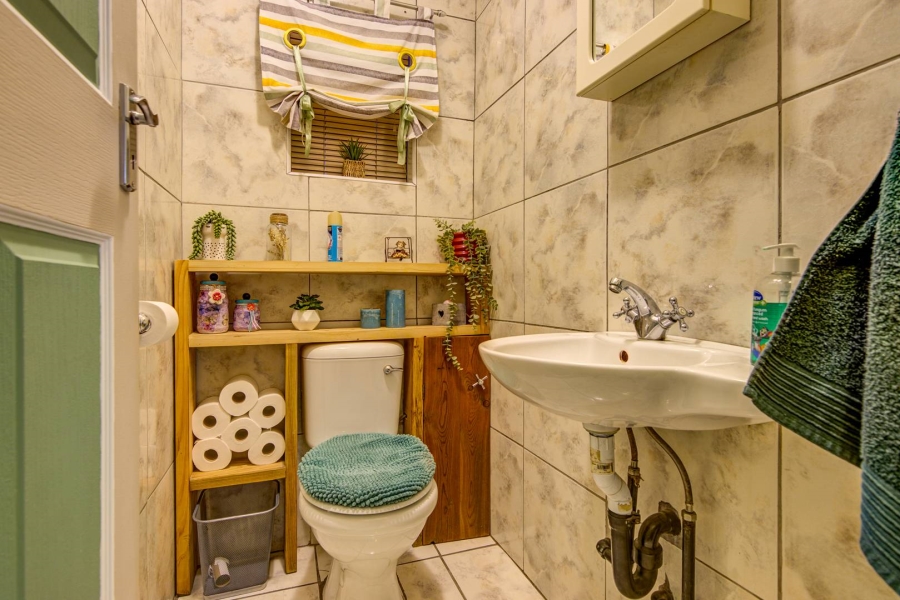 2 Bedroom Property for Sale in Primrose Hill Gauteng