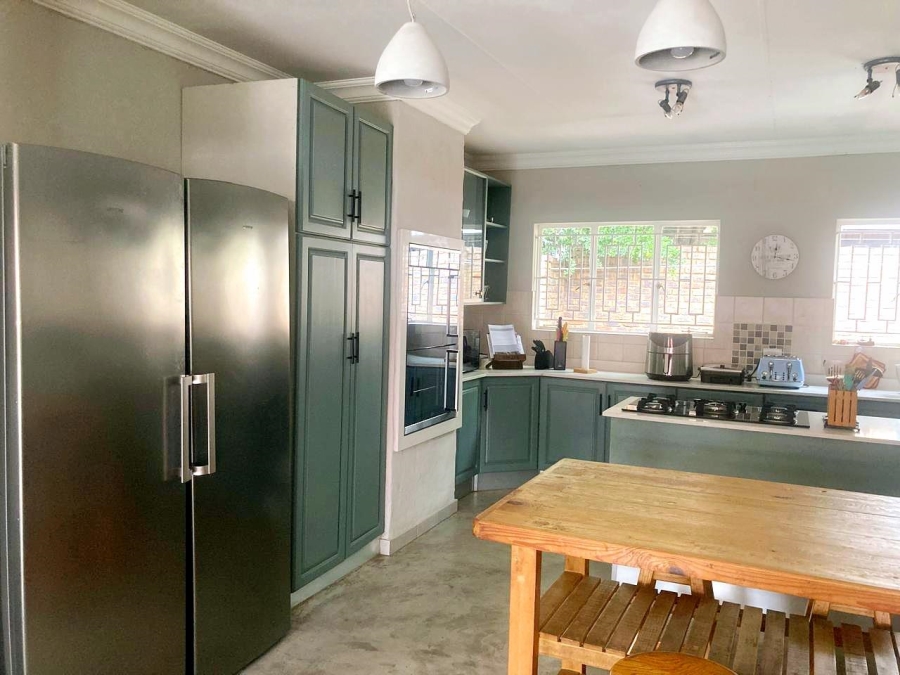 7 Bedroom Property for Sale in Monument Park Gauteng