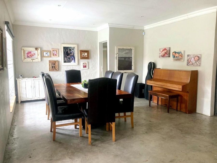 7 Bedroom Property for Sale in Monument Park Gauteng