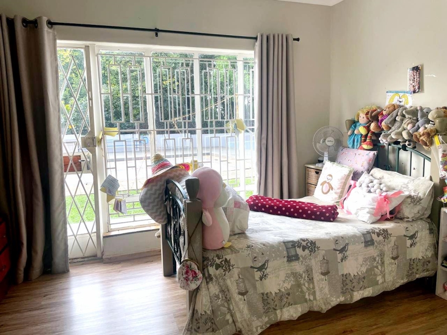 7 Bedroom Property for Sale in Monument Park Gauteng