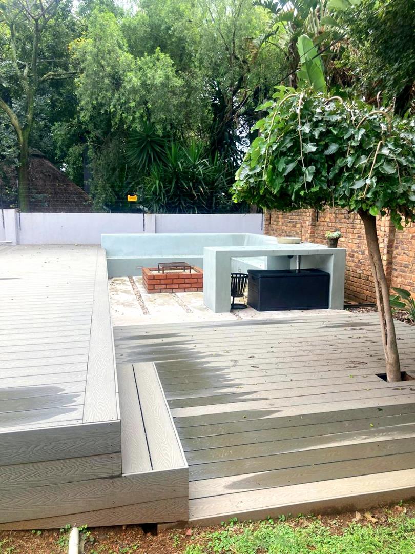 7 Bedroom Property for Sale in Monument Park Gauteng
