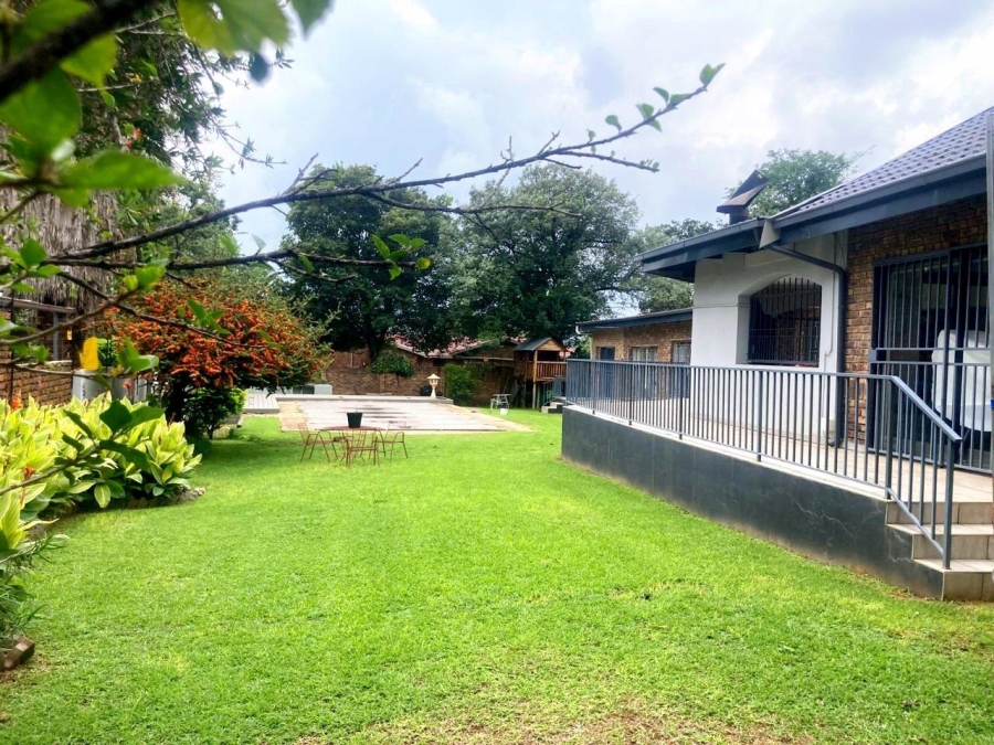 7 Bedroom Property for Sale in Monument Park Gauteng