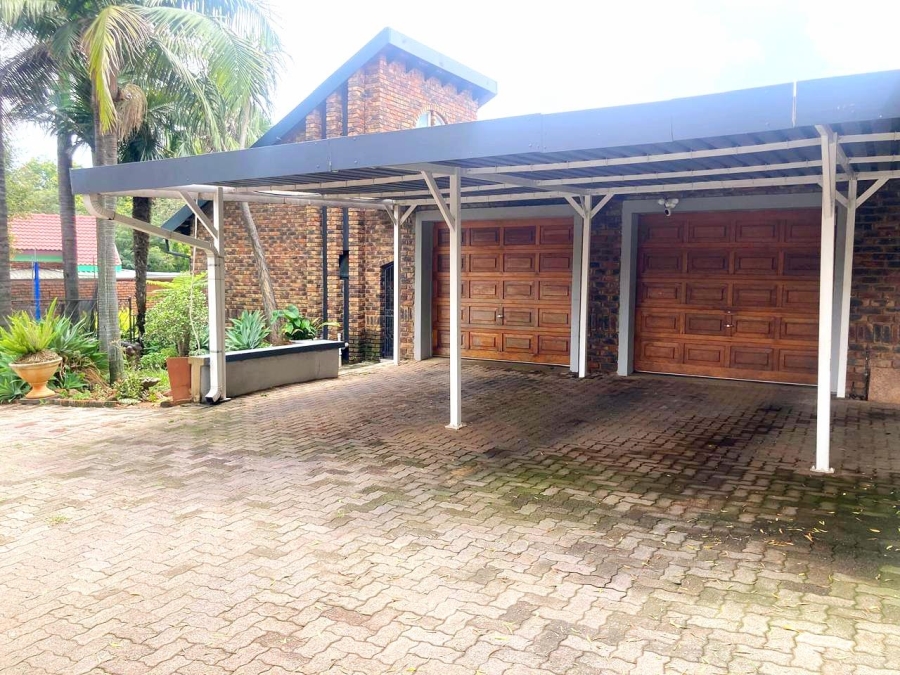 7 Bedroom Property for Sale in Monument Park Gauteng