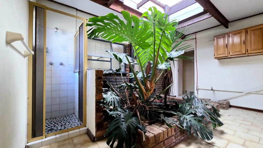 5 Bedroom Property for Sale in Elardus Park Gauteng