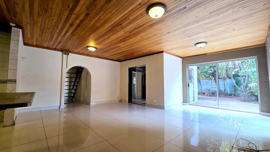 5 Bedroom Property for Sale in Elardus Park Gauteng