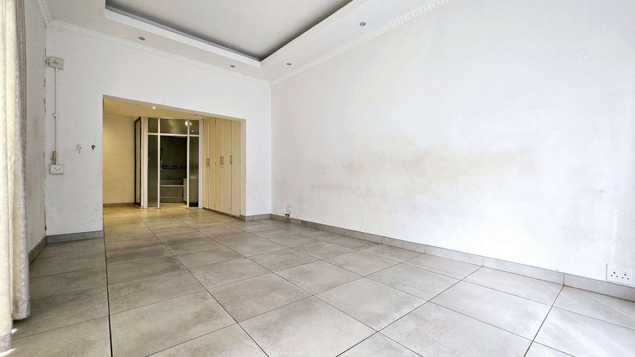 5 Bedroom Property for Sale in Elardus Park Gauteng