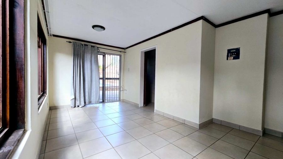 5 Bedroom Property for Sale in Elardus Park Gauteng