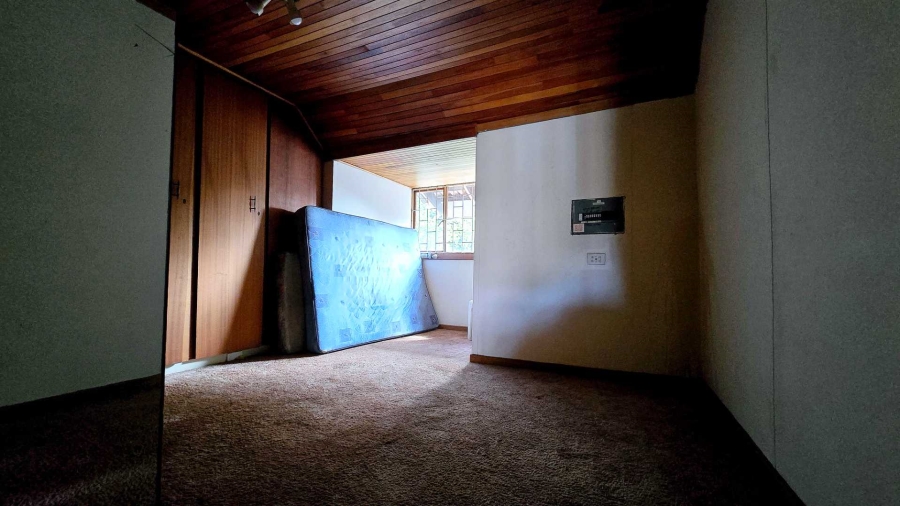 5 Bedroom Property for Sale in Elardus Park Gauteng
