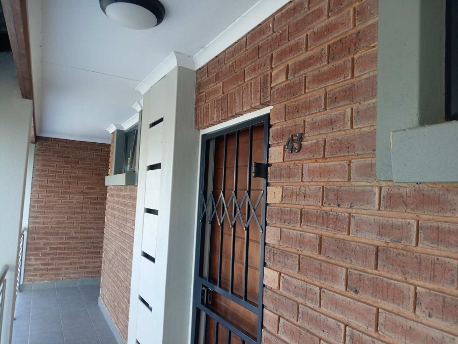 2 Bedroom Property for Sale in Willow Park Manor Gauteng