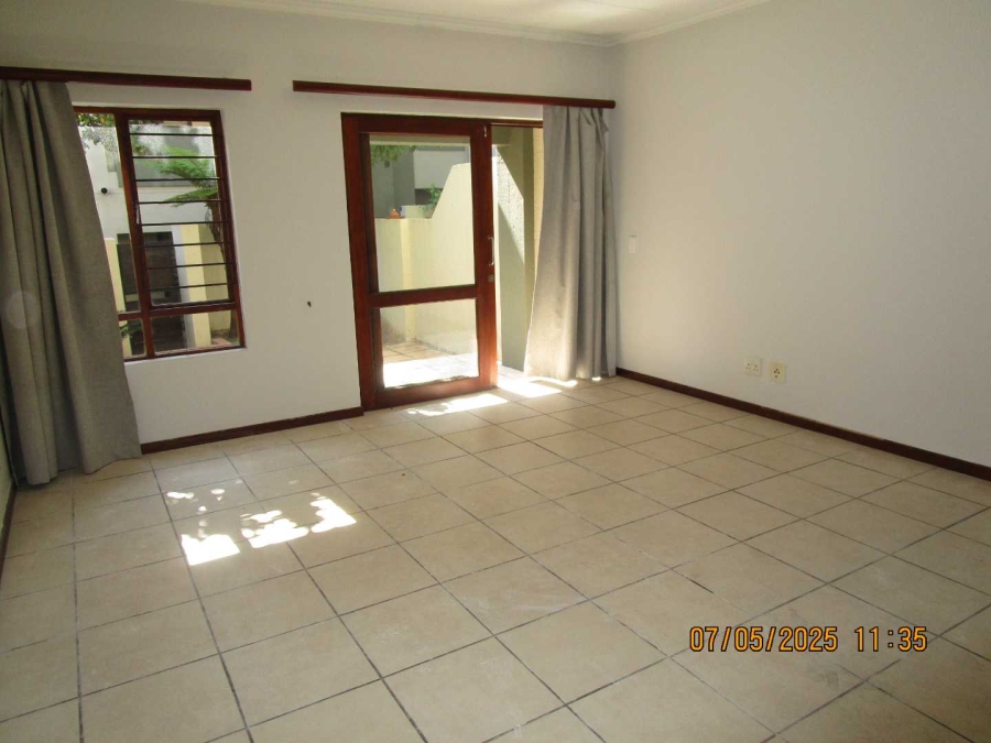 To Let 1 Bedroom Property for Rent in Beverley Gauteng