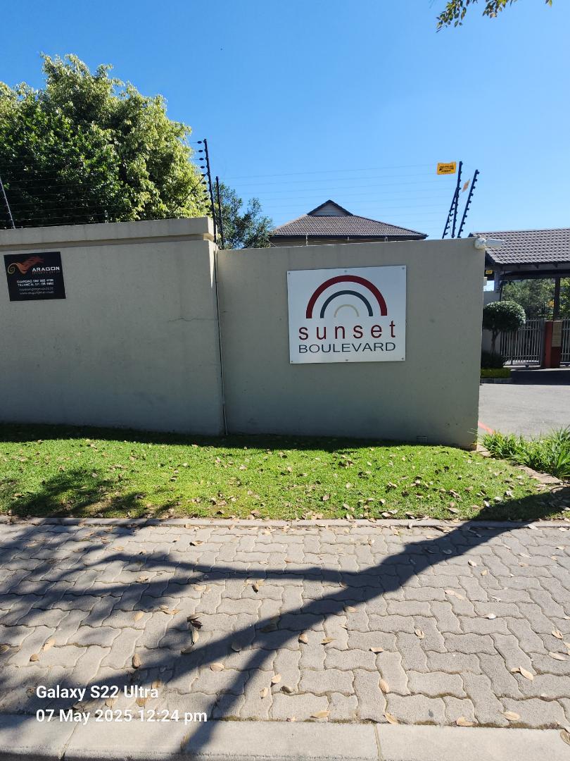 To Let 1 Bedroom Property for Rent in Beverley Gauteng