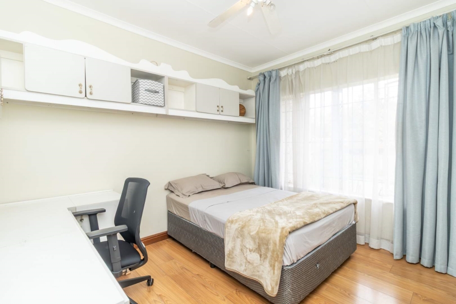 4 Bedroom Property for Sale in Morningside Manor Gauteng