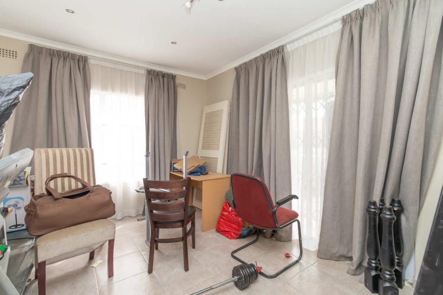 4 Bedroom Property for Sale in Morningside Manor Gauteng