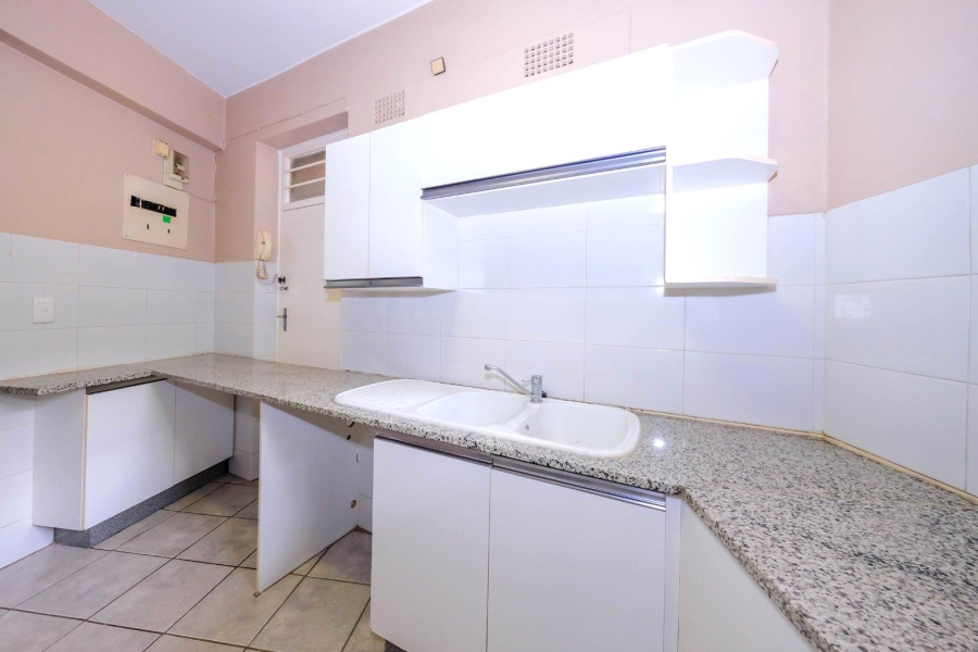To Let 2 Bedroom Property for Rent in Killarney Gauteng
