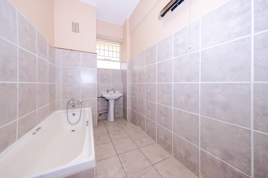 To Let 2 Bedroom Property for Rent in Killarney Gauteng